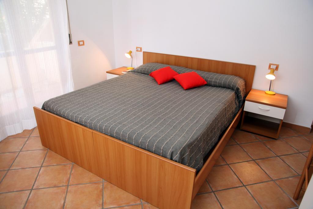 La Contessa Aparthotel Santa Teresa Gallura Cameră foto