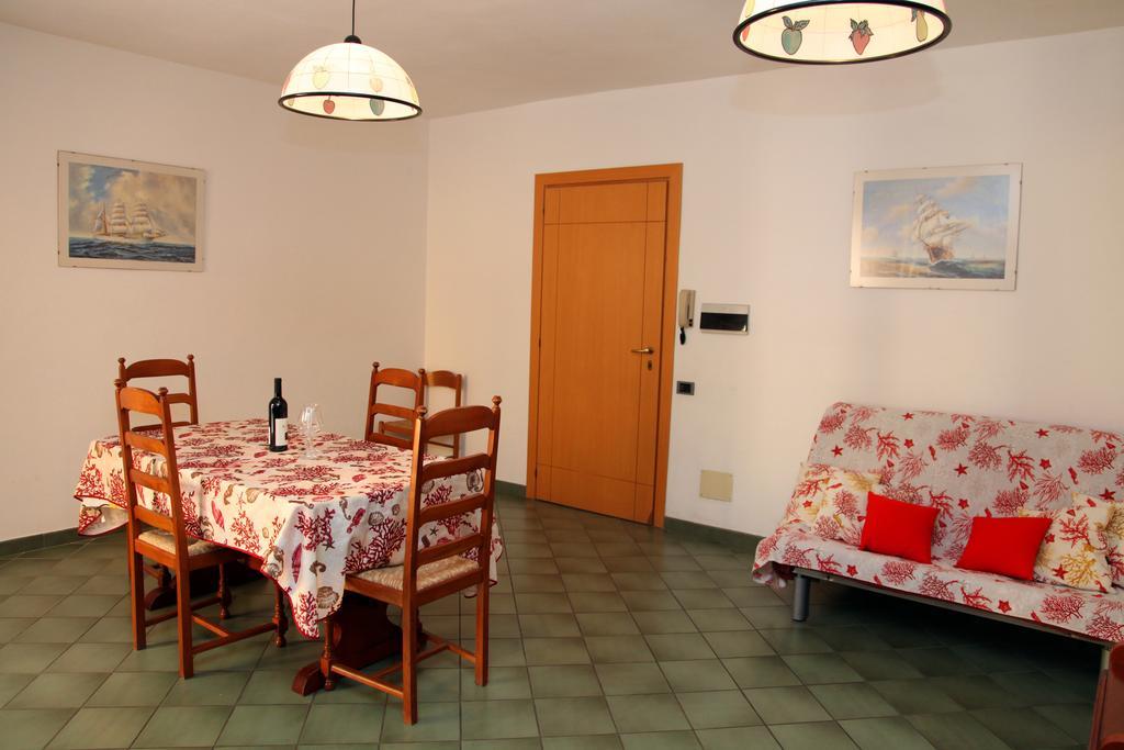 La Contessa Aparthotel Santa Teresa Gallura Cameră foto