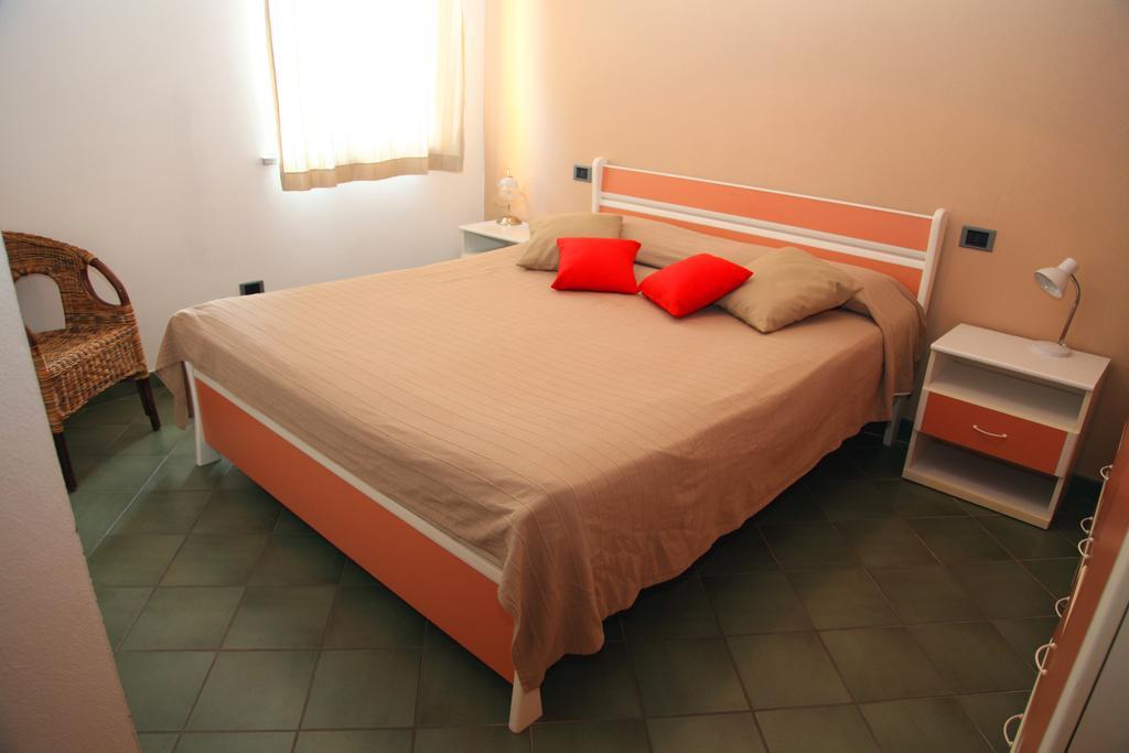 La Contessa Aparthotel Santa Teresa Gallura Cameră foto