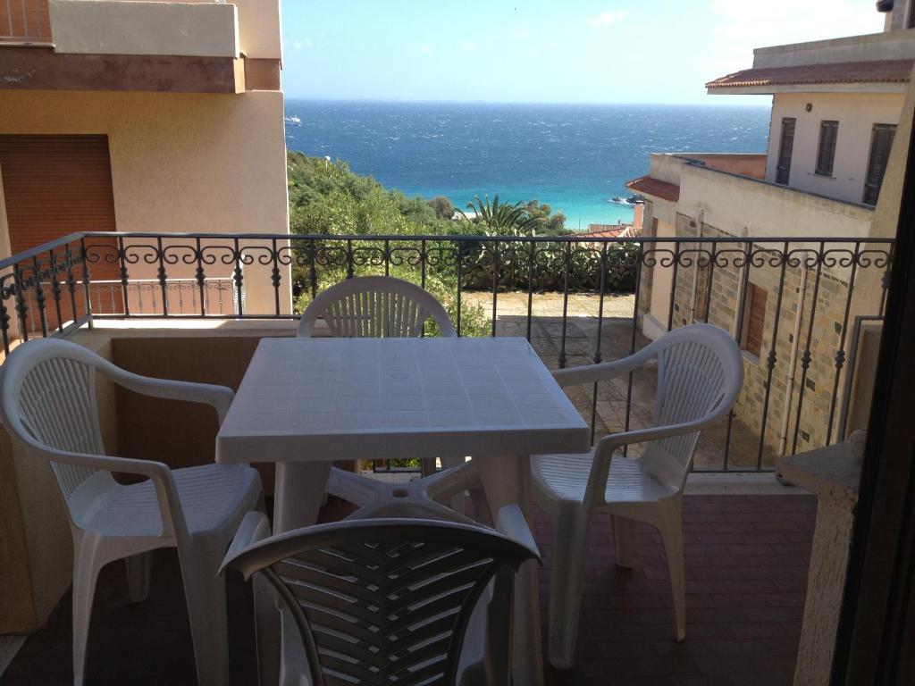 La Contessa Aparthotel Santa Teresa Gallura Exterior foto